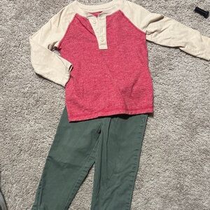 Two-Tone Henley Top with Green Pants Set